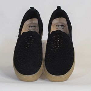 Earth Origins Women's Black Zeni Zelle Wide Slip-On Sneakers NIB